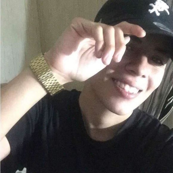 Meet your Posher, James - Picture 1 of 1